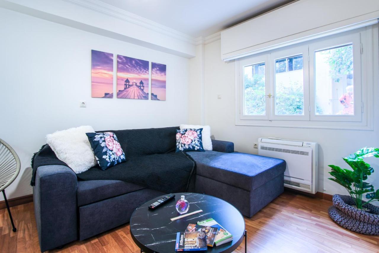 Glamorous Apt In Kolonaki Атина Екстериор снимка
